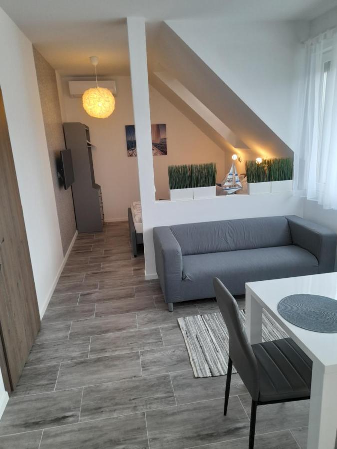 טיהאני Villa Corner מראה חיצוני תמונה