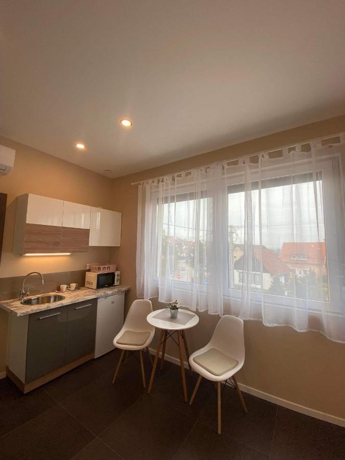 טיהאני Villa Corner מראה חיצוני תמונה