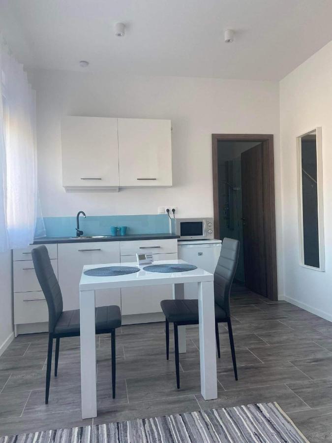 טיהאני Villa Corner מראה חיצוני תמונה