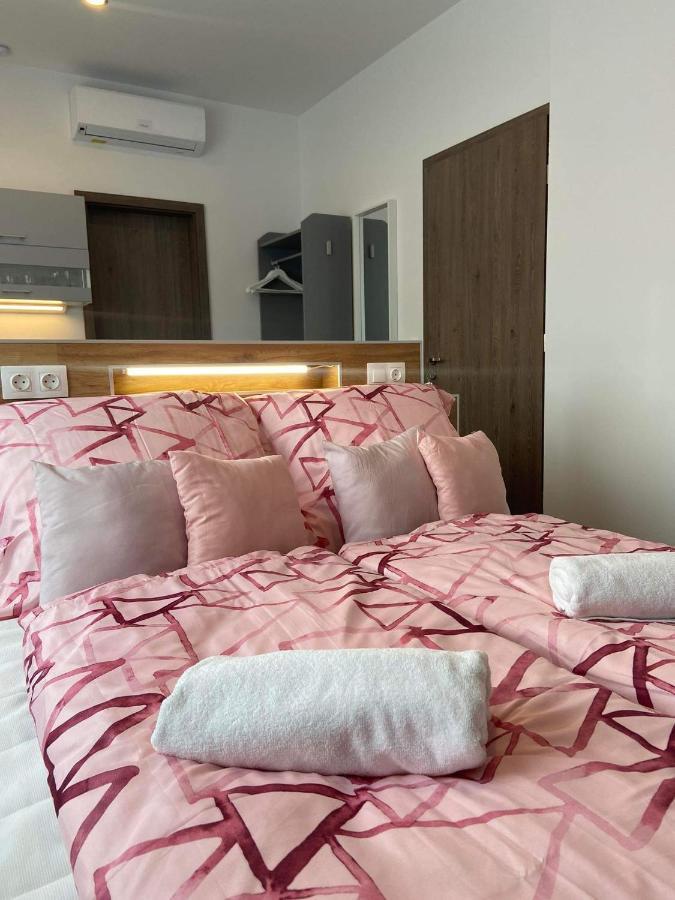 טיהאני Villa Corner מראה חיצוני תמונה