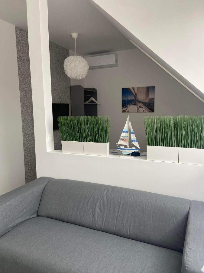 טיהאני Villa Corner מראה חיצוני תמונה